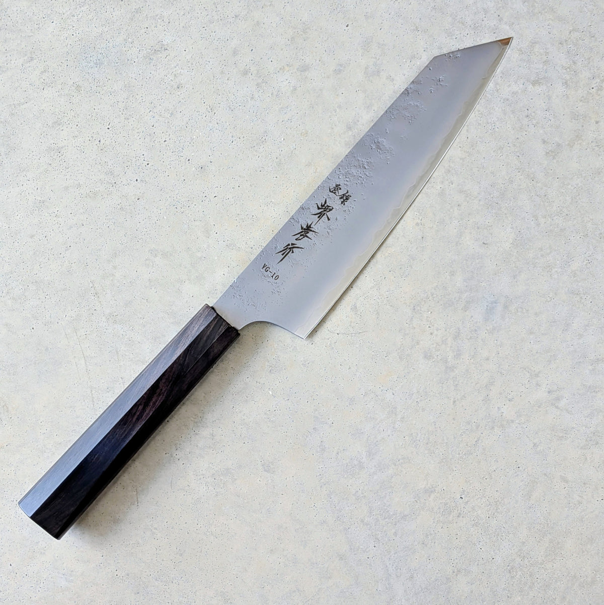 VG10 Nashiji Wa Kengata Santoku 190mm Ebony Handle