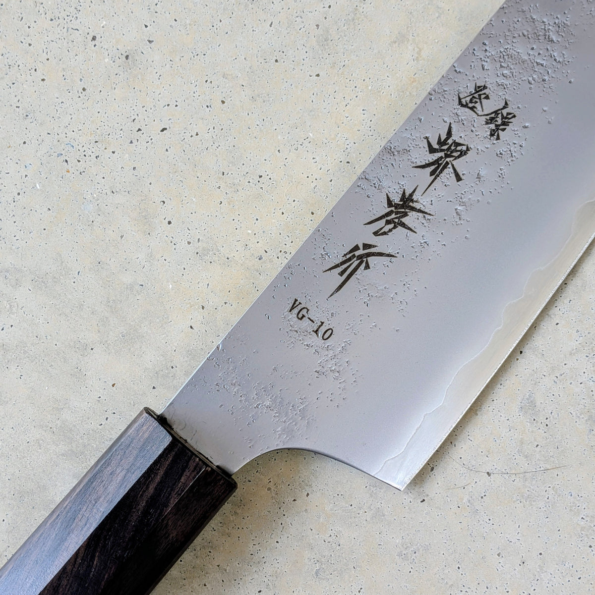 VG10 Nashiji Wa Kengata Santoku 190mm Ebony Handle